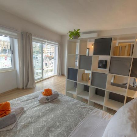 First Floor Studio Apartment Seconds From Balluta Bay Ipap1-1 Sliema Exterior photo